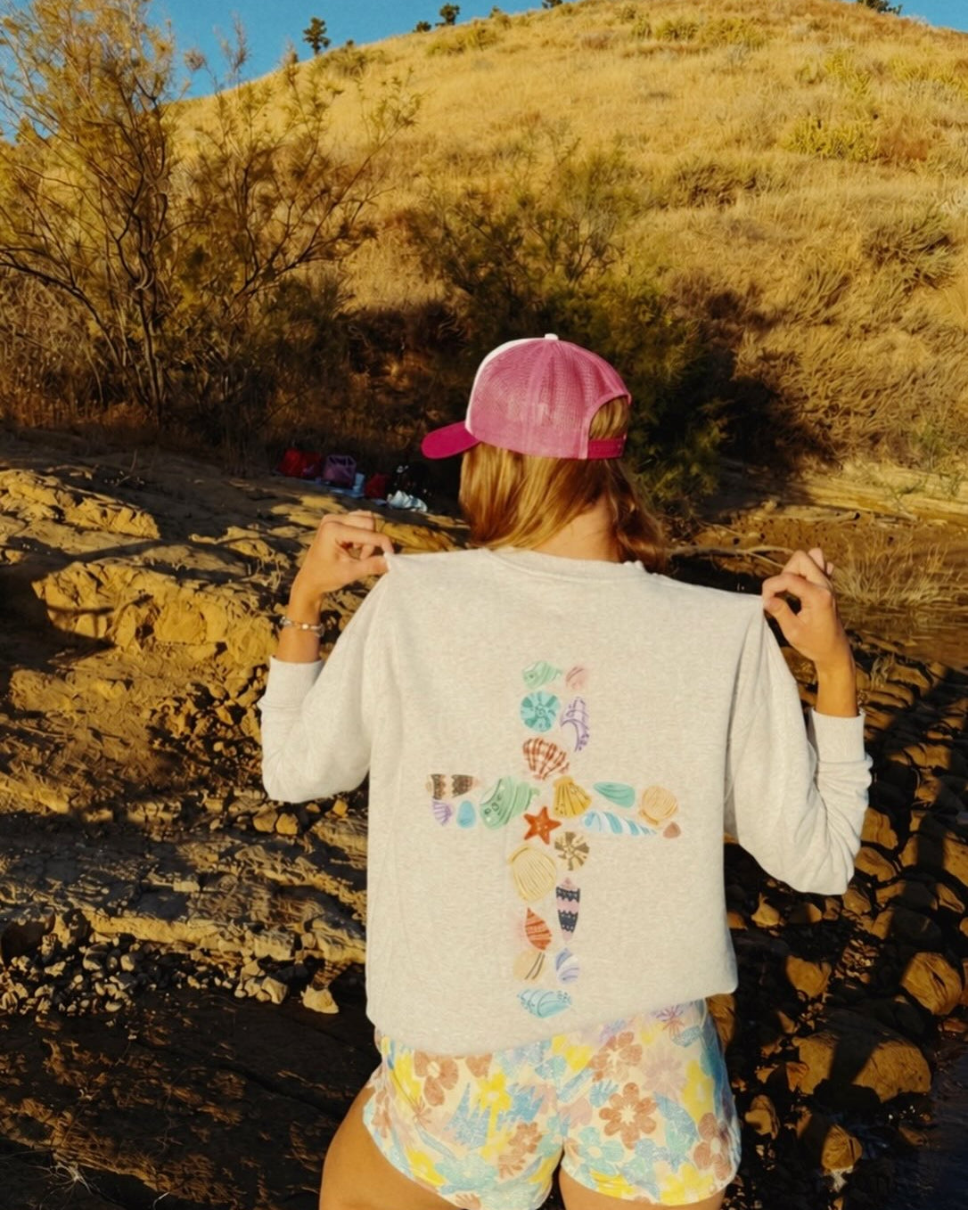 Seashell Cross Crewneck